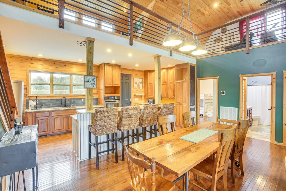 Bethpage Home w/ Private Hot Tub Game Room! - Property Image 30