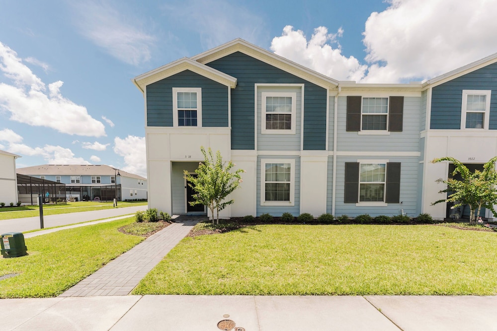 Family 5BR Windsor Island Princess Toy Story Rooms