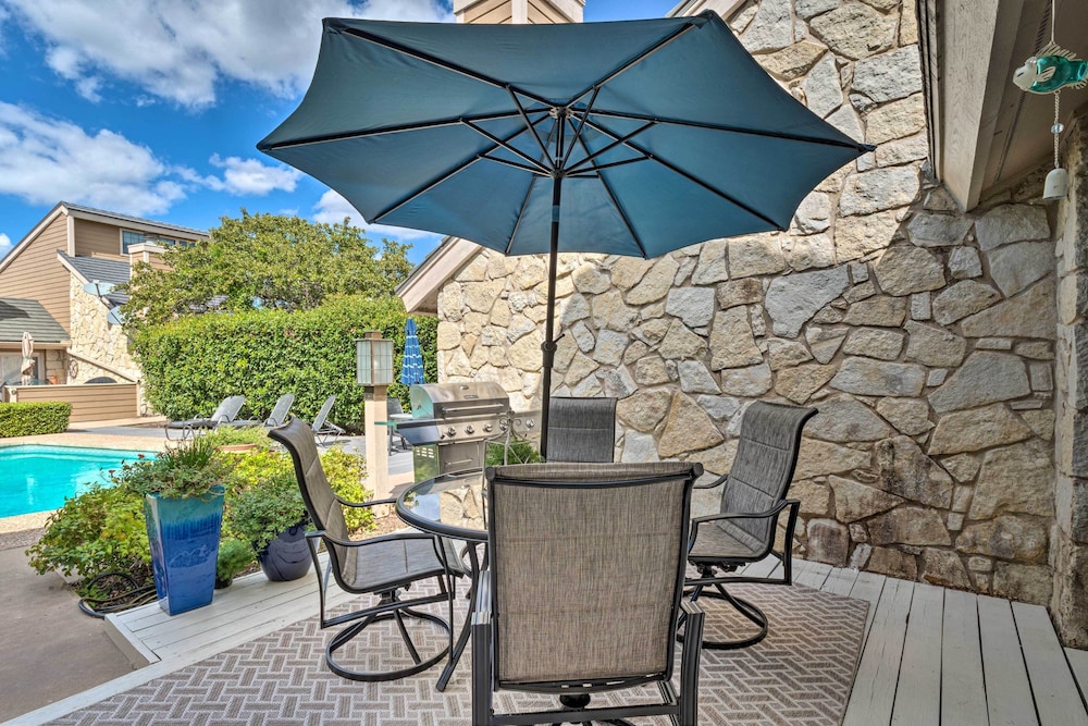 Horseshoe Bay Resort Townhome - Near Lake Lbj! - Property Image 3