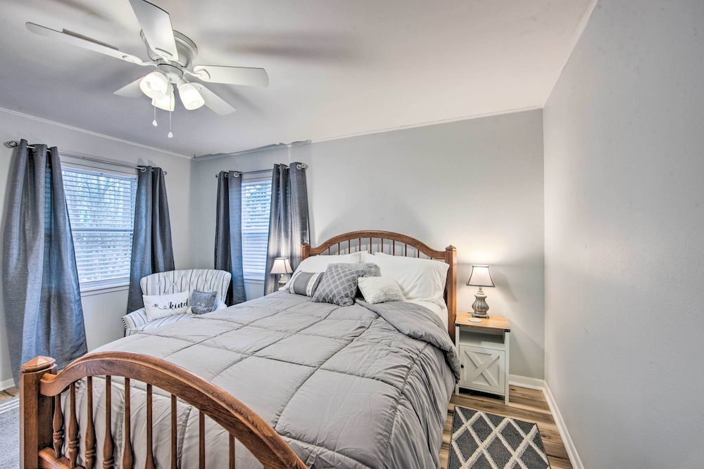 Marshall Vacations - Longview Vacation Rental Home: 4 Mi to Dtwn - Property Image 5