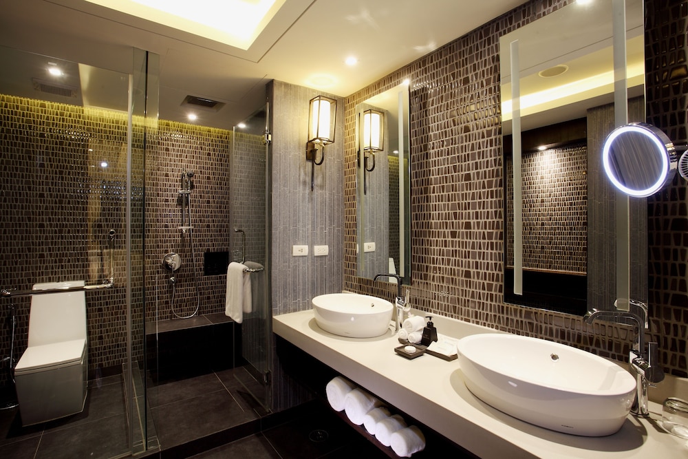 Graceland Khaolak Beach Resort