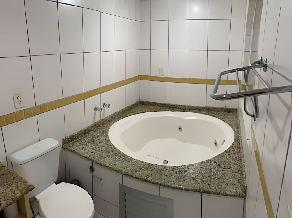 Saint Sebastian ap316-flat com hidro