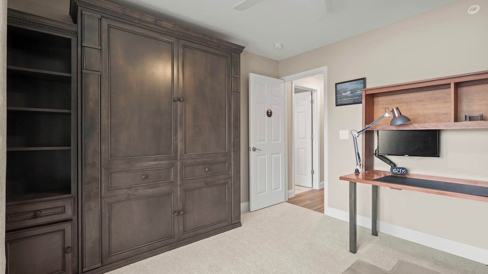 Lakeside Haven - Condo for 8