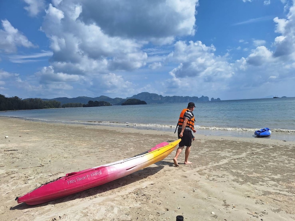 PAN Beachfront Resort Krabi