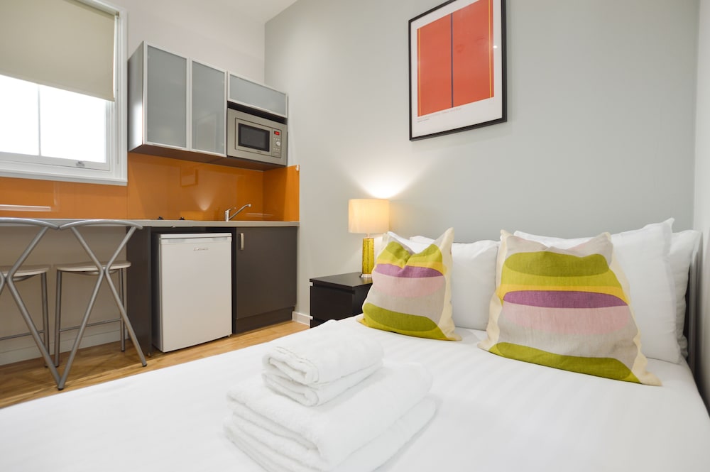 Princes Square Serviced Apartments by Concept Apartments