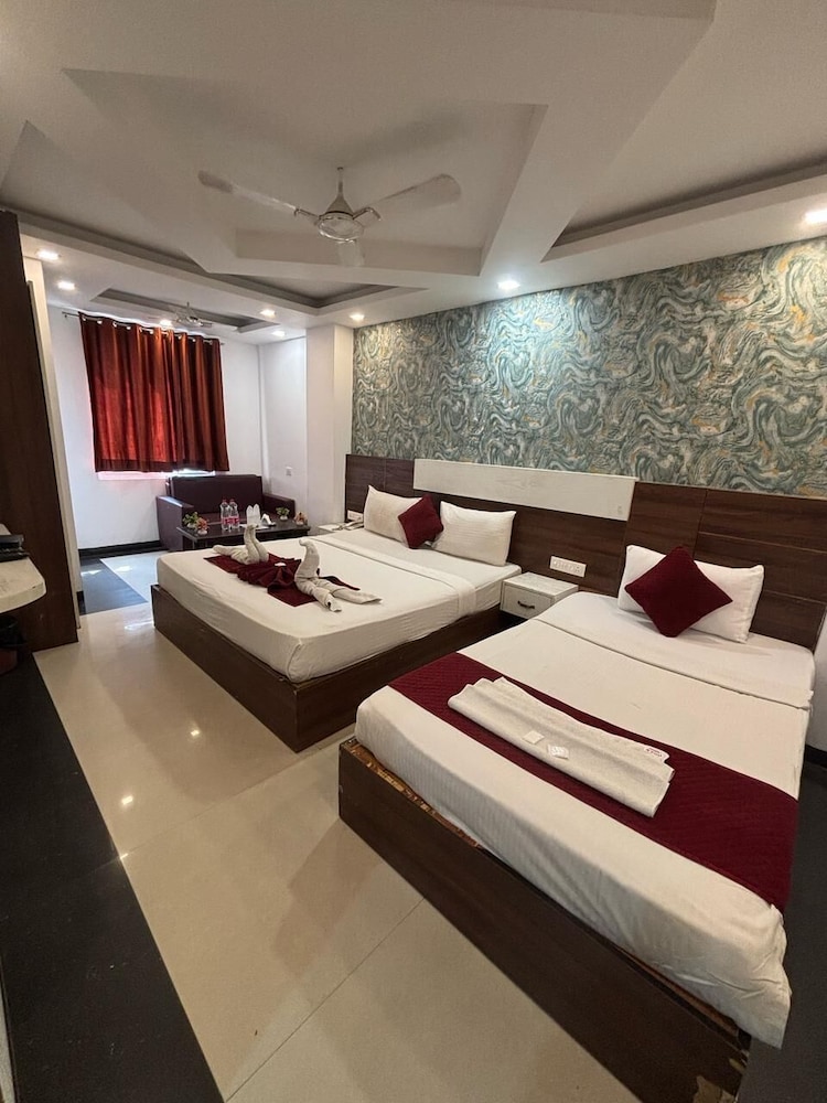 Hotel Arkwood Residency