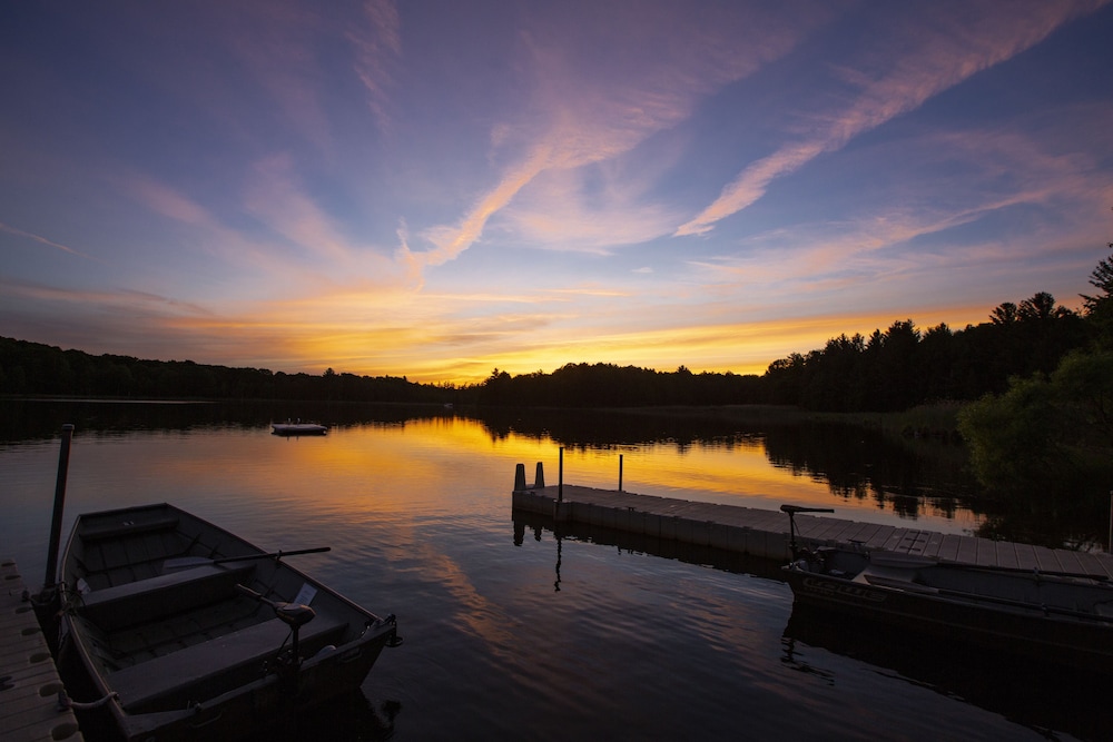 Rockwell Lake Lodge - Property Image 18