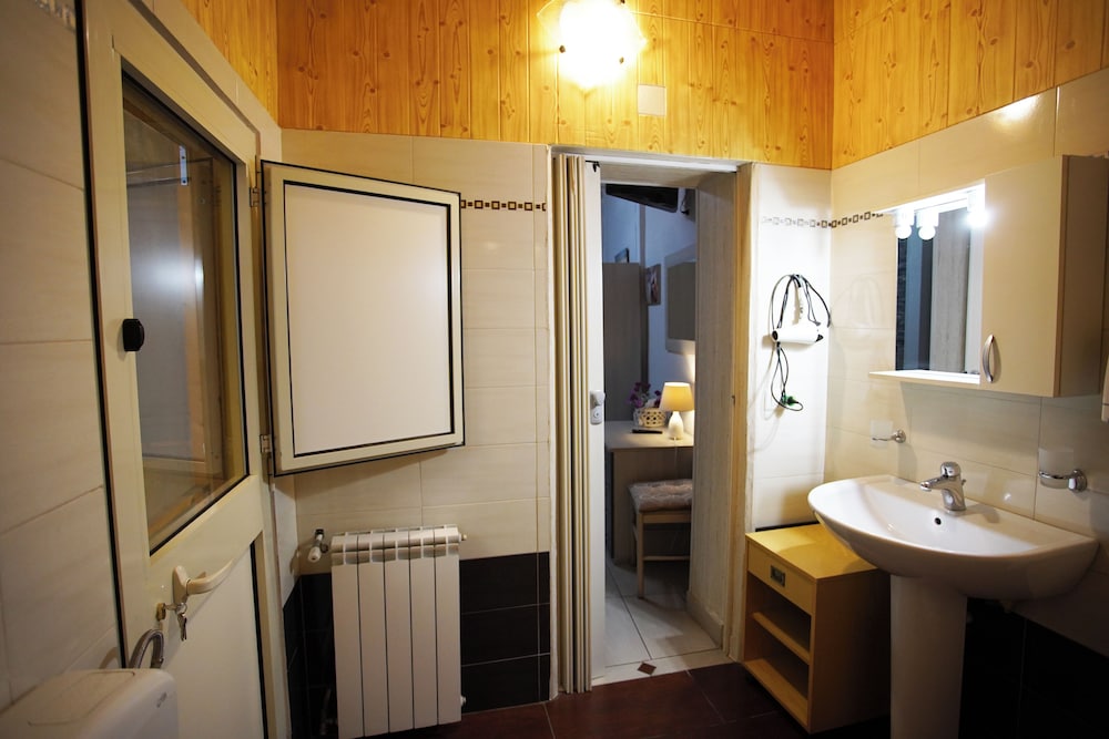 Golden Dreams B&B
