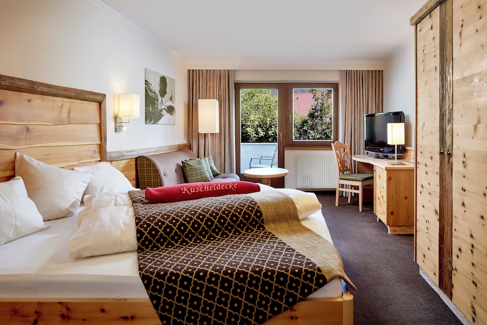 Alpine Hotel Resort Goies