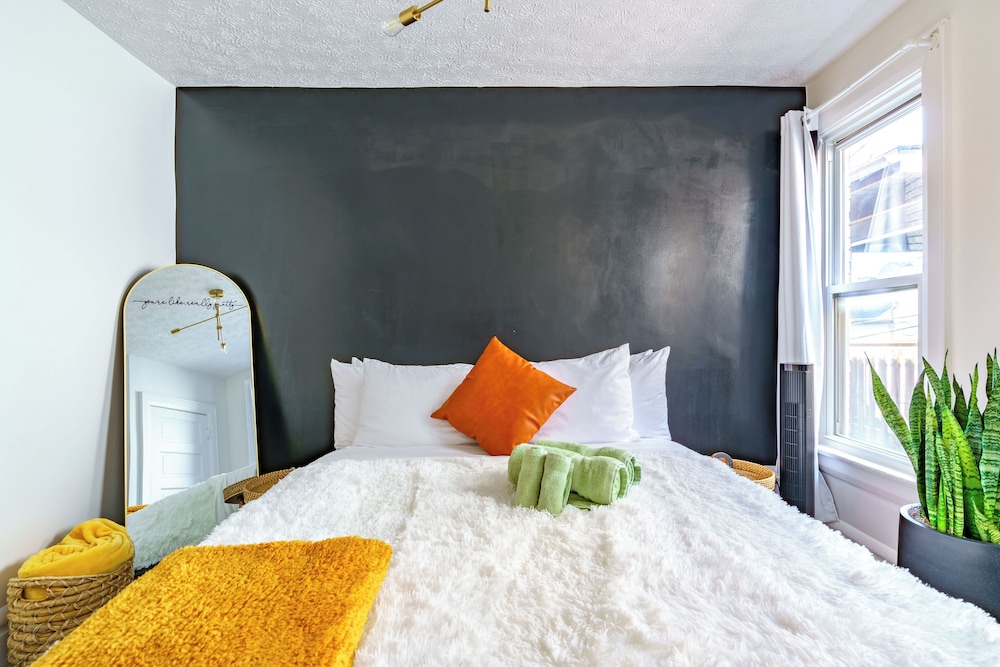 Jungle House Boutique Suites – Short North & Convention Center