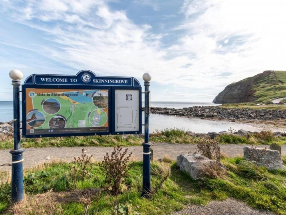 Cove Hideaway 1bhk Apt in Skinningrove