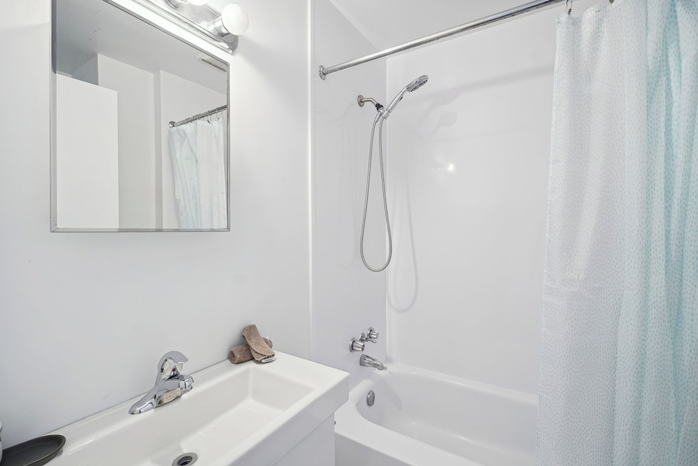 The Bay Suites