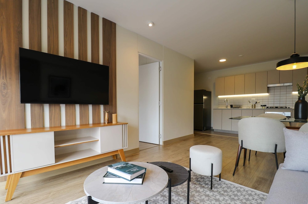 w Grandiose 2BR w Great Balcony in Miraflores