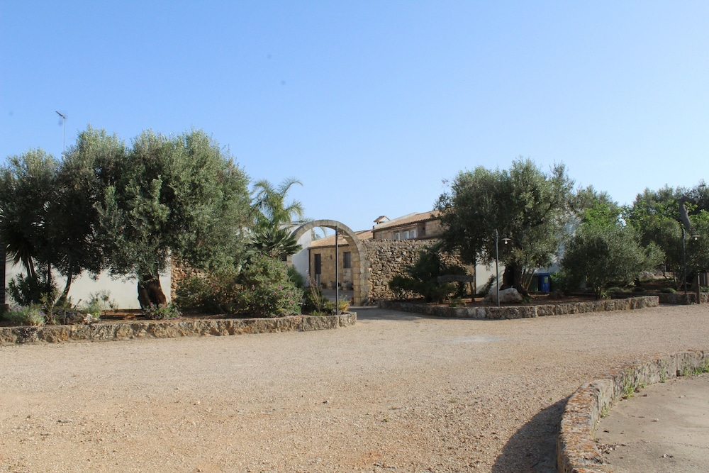 Azienda Agrituristica Masseria La Verna