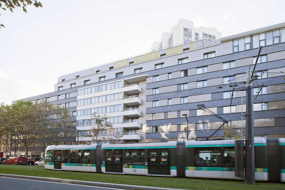 Sejours & Affaires Paris Davout