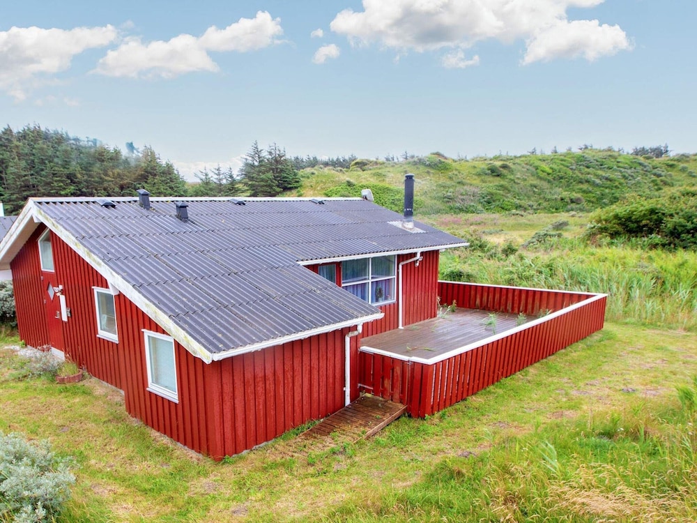 6 Person Holiday Home in Hjorring