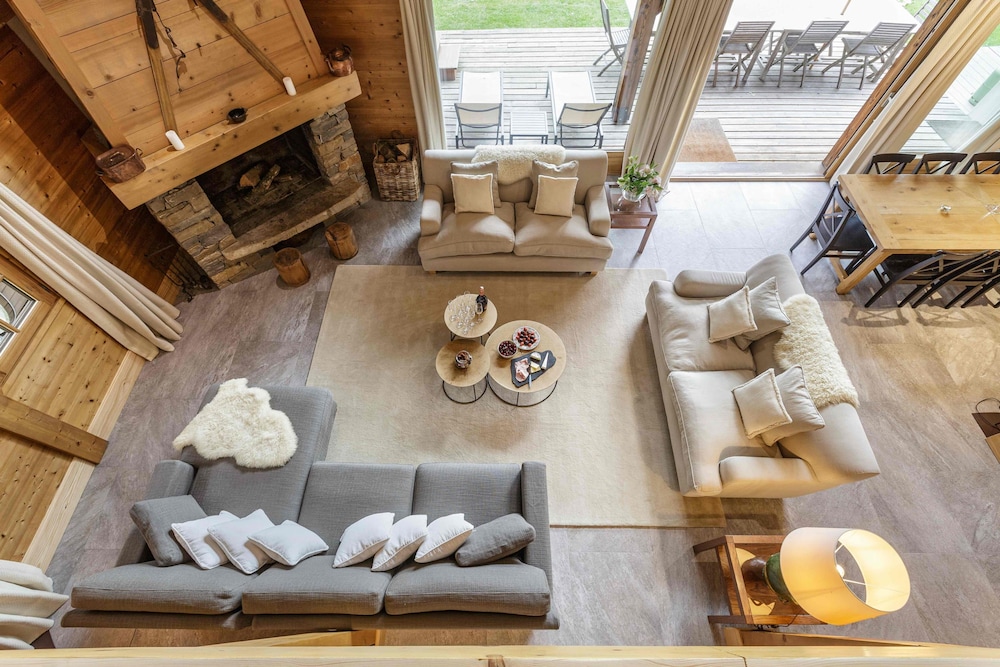 Magnificent Chalet Valhalla 5 Central Chamonix