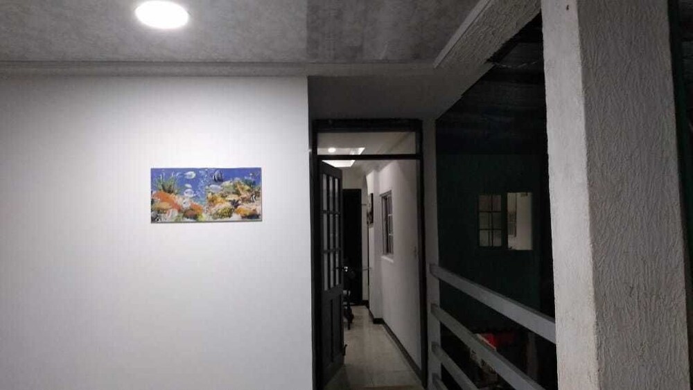 Harold's place 201