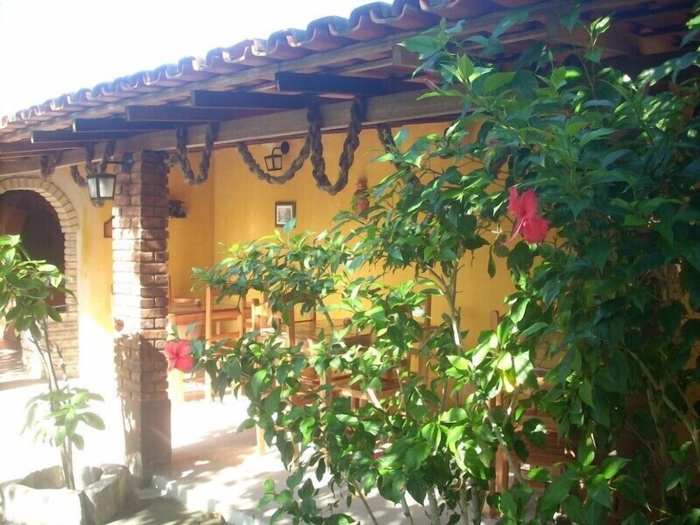 POUSADA ÁGUA DE COCO