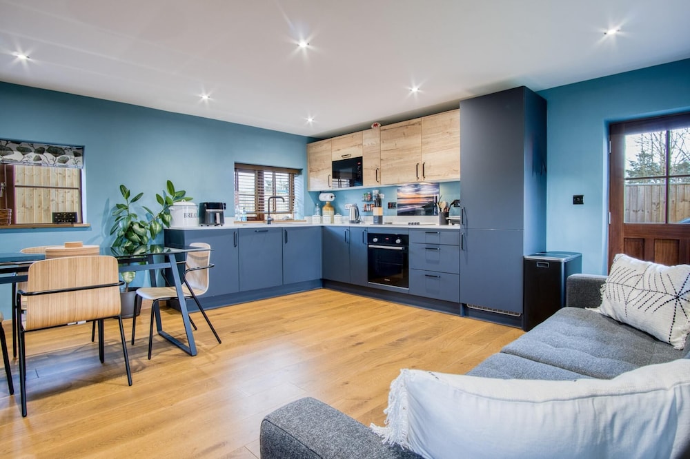 The Old Milking Parlour - 1 Bed Cottage - Amroth