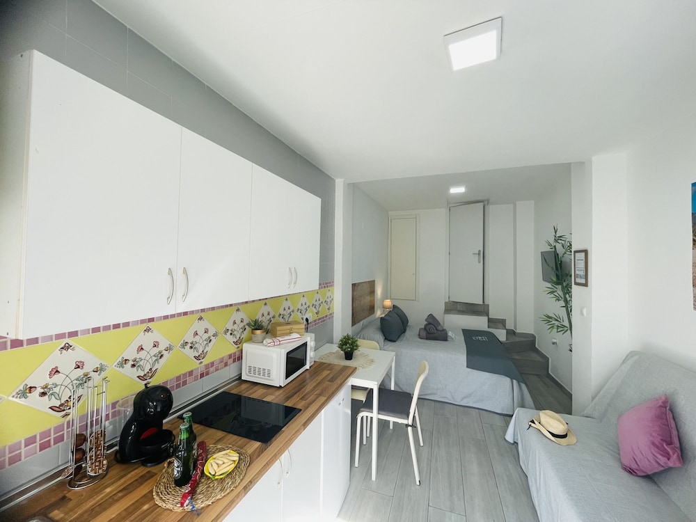 Estudio Burriana Jimena by At Home Costa del Sol