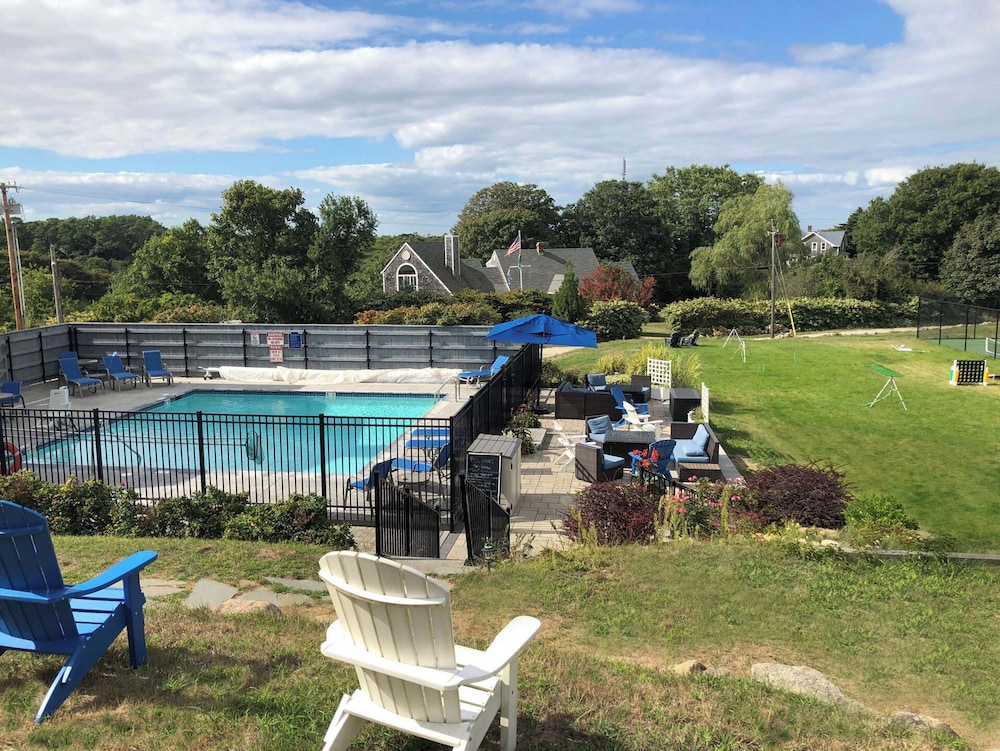 Neptune House Block Island Resort