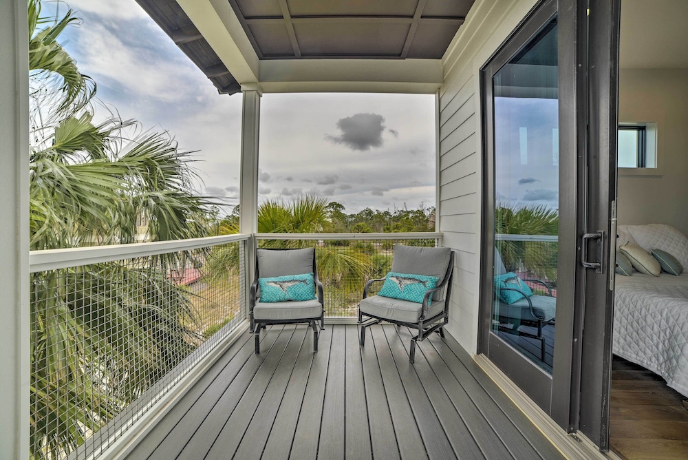 Luxe Beachfront Windmark Cottage w/ Deck! view 3