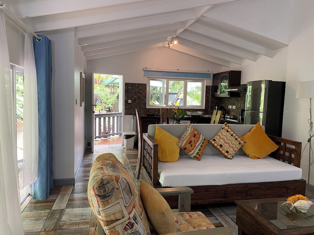 Stephna Residence