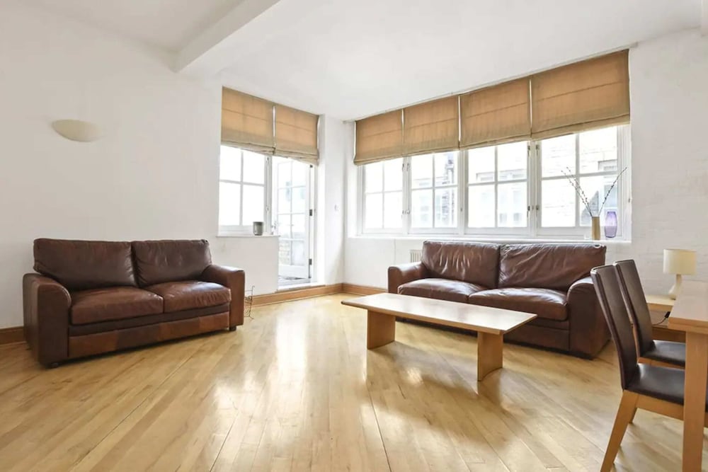 Bright 1 Bedroom Flat Near Liverpool Street