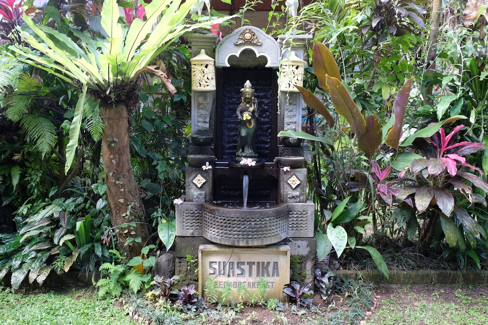 Suastika Bed and Breakfast