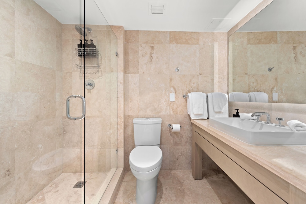 Luxury Vacation Rentals at 1 Hotel & Homes by LRMB