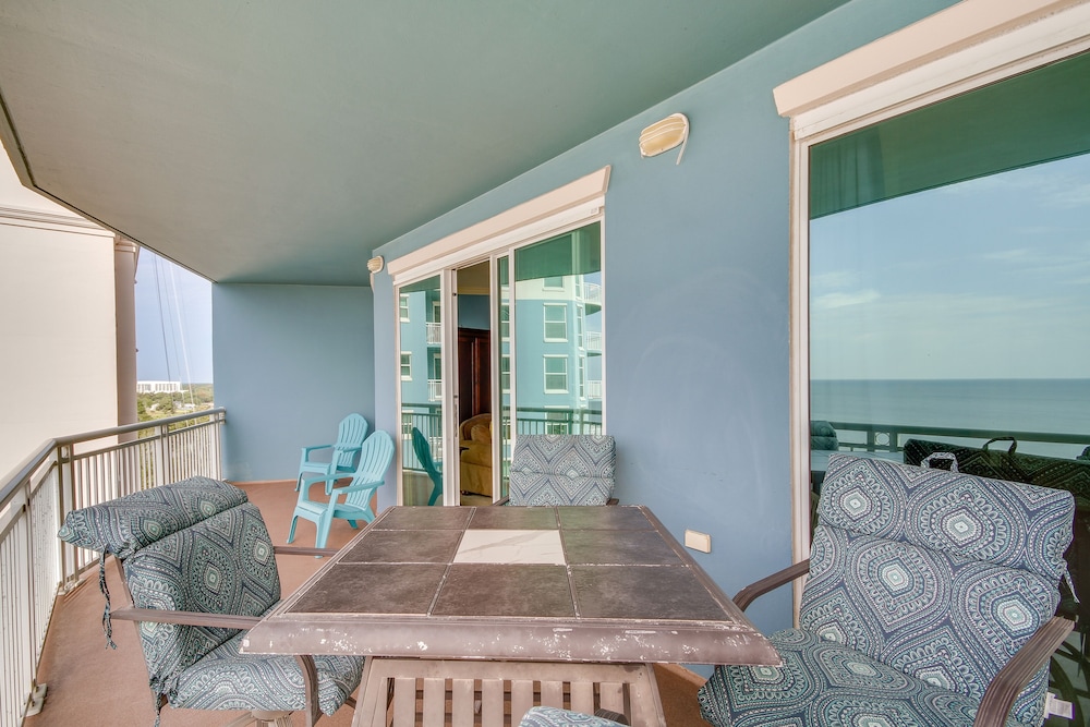 Beachfront Gulfport Vacation Rental w/ Balcony! view 2