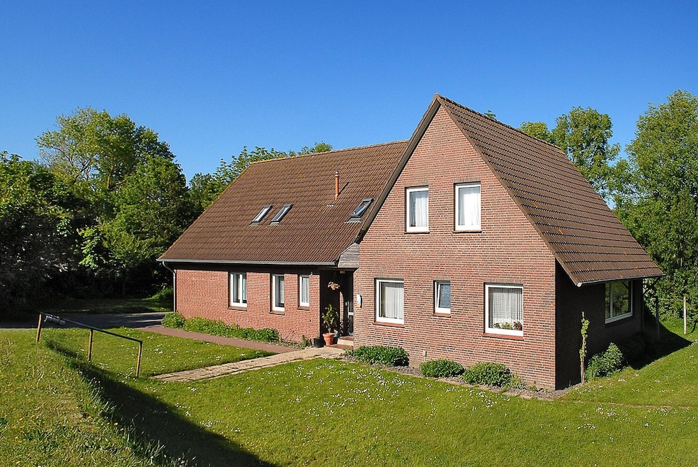Geraeumige Ferienwohnung in Bensersiel