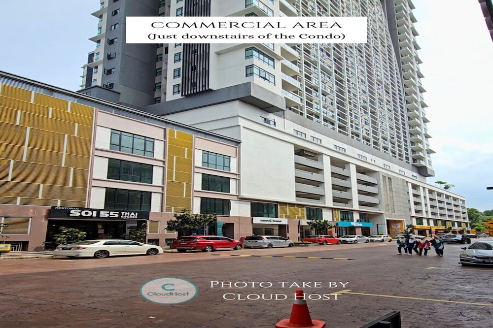 Conezion @ IOI Resort Apartments