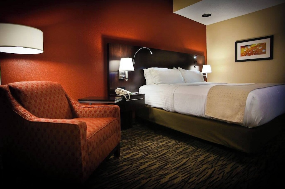 Pearl Street Hotel & Suites view 2