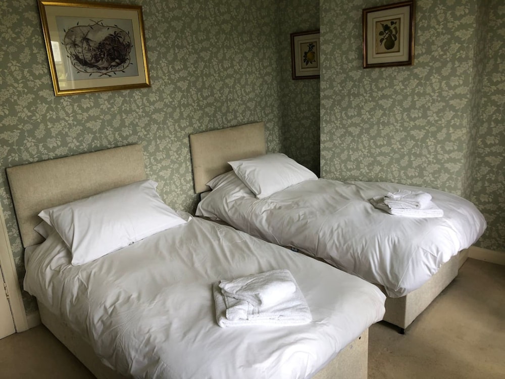 Historic Hall Wing nr York Leeds Free Hot tub
