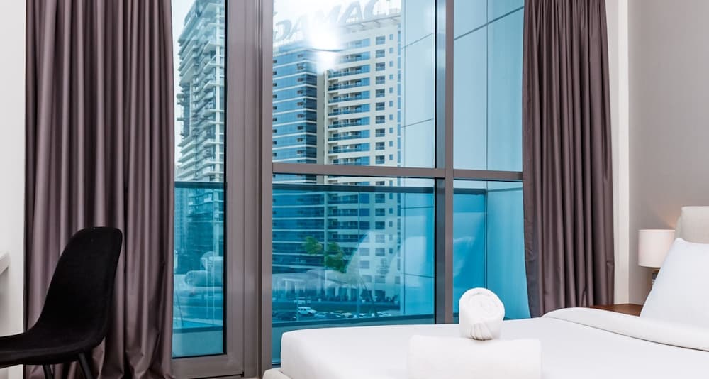 Spacious 2BR apartment with rooftop pool The Bay DT by 360 Vacation
