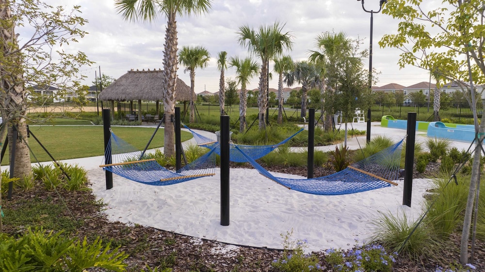 Luxury 2 Bd Close to Disney Champions Gate 1071 - Image 3