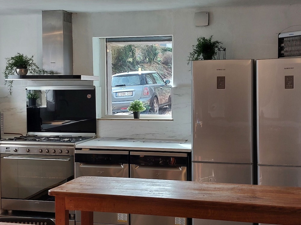 Modern Holiday Home with Hot Tub & Sauna in Ardennes view 4
