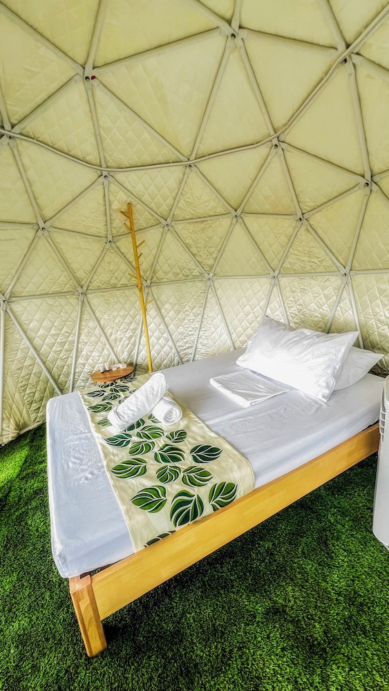 FarmKo Glamping