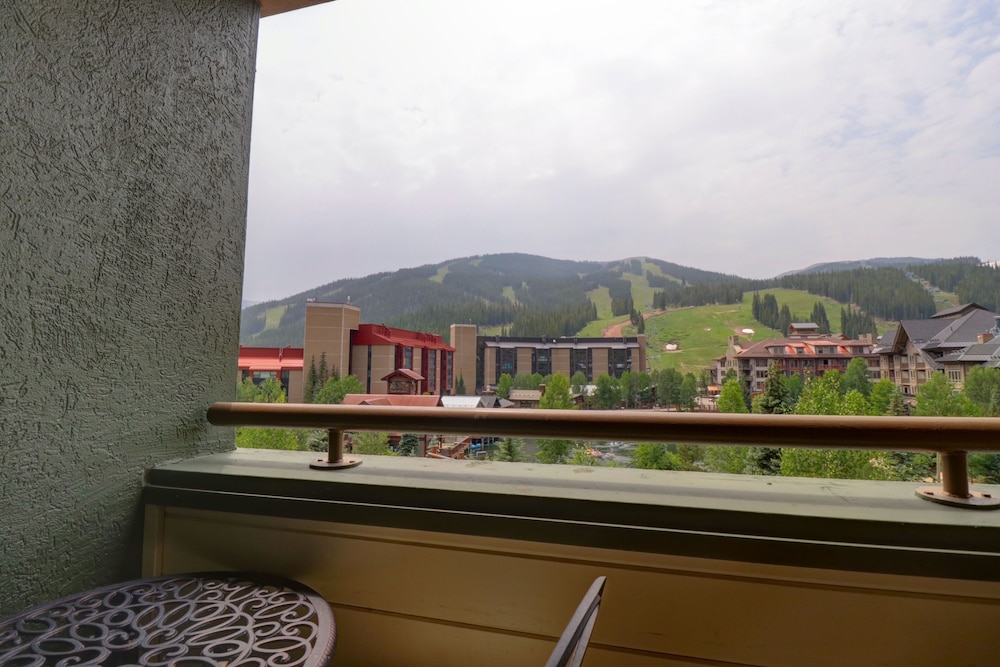 SkyRun Copper Mountain Resort Vacation Lodging