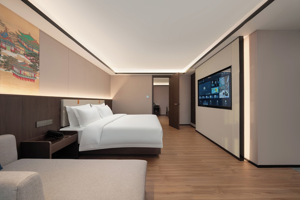 World Hotel Kaifeng Gulou Square Branch