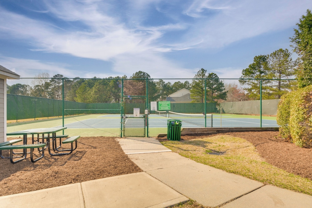 Fire Pit + Pool Access: Quiet Holly Springs Home