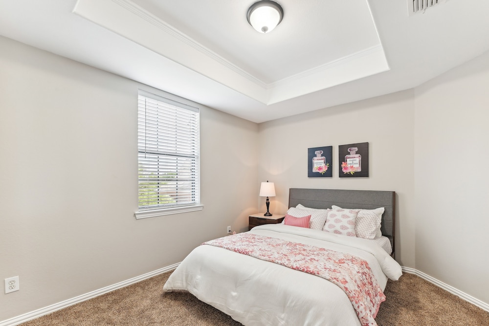 Spacious Celina Rental w/ Private Pool & Yard! view 3