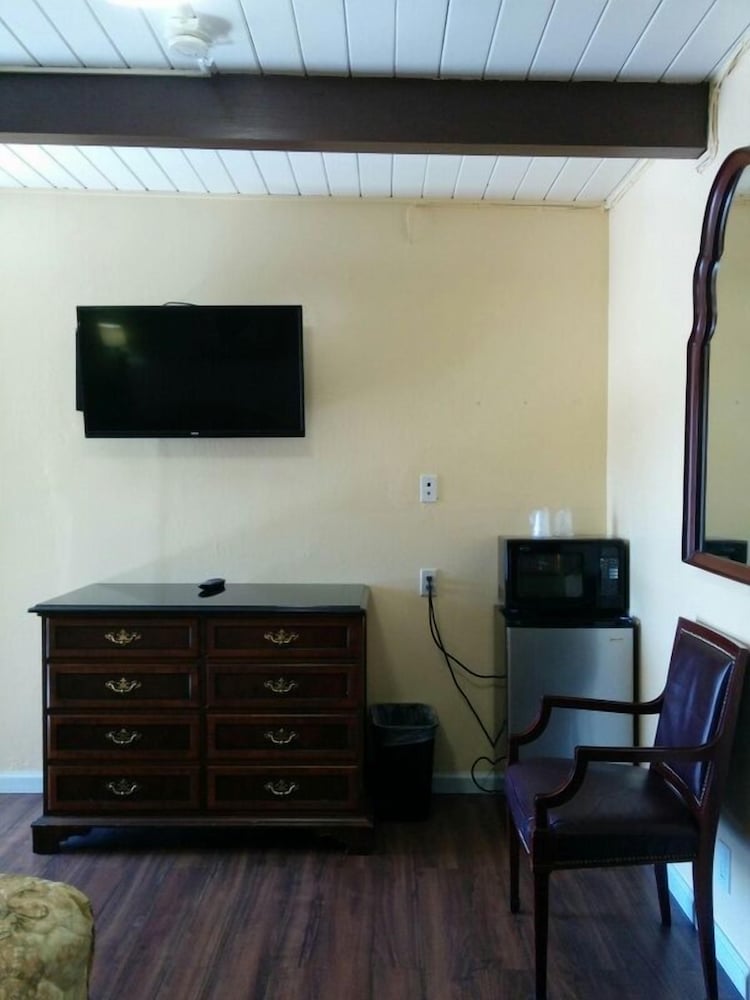 Vallejo Vacations - Budget Inn Vallejo/Napa Valley - Property Image 44