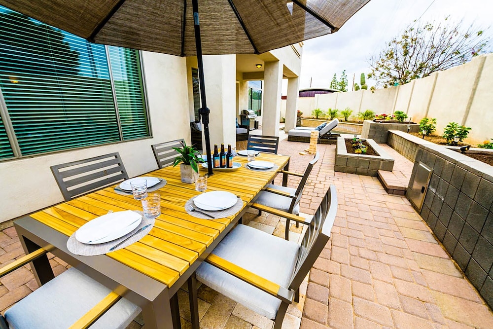 Pueblo Viejo by Avantstay Artsy Oasis w/ Pool, Rooftop & Games - Near Old Town view 5
