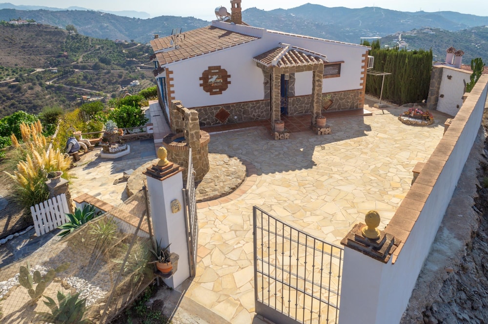Villa Dorita con Piscina by At Home Costa del Sol