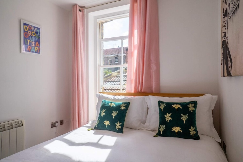 Trendy & Central 2BD Flat -brick Lane, Shoreditch!