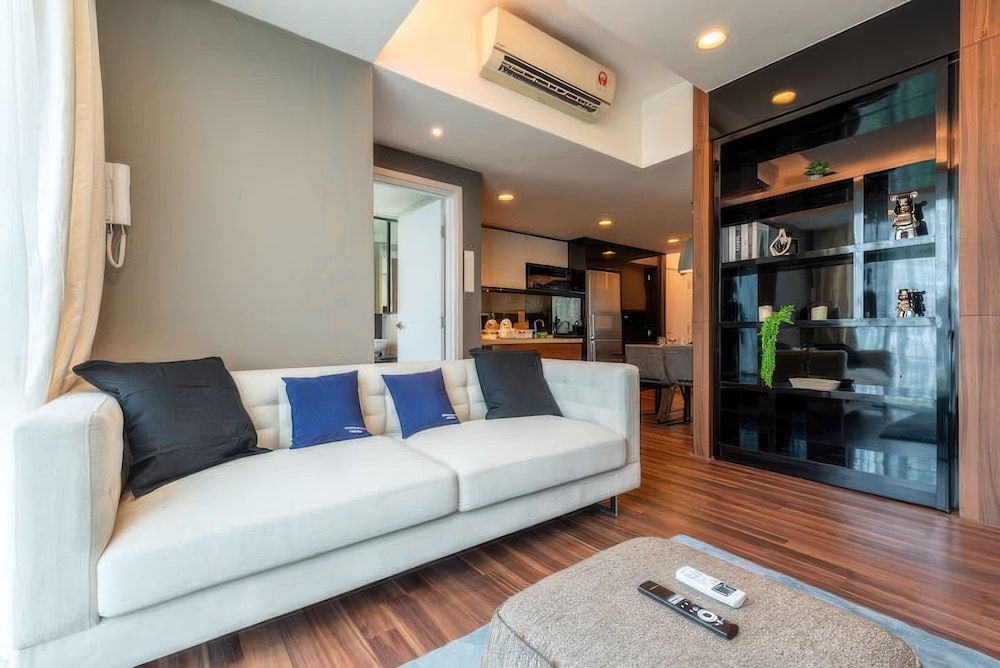VERVE Suites KL South Apartments & Condo