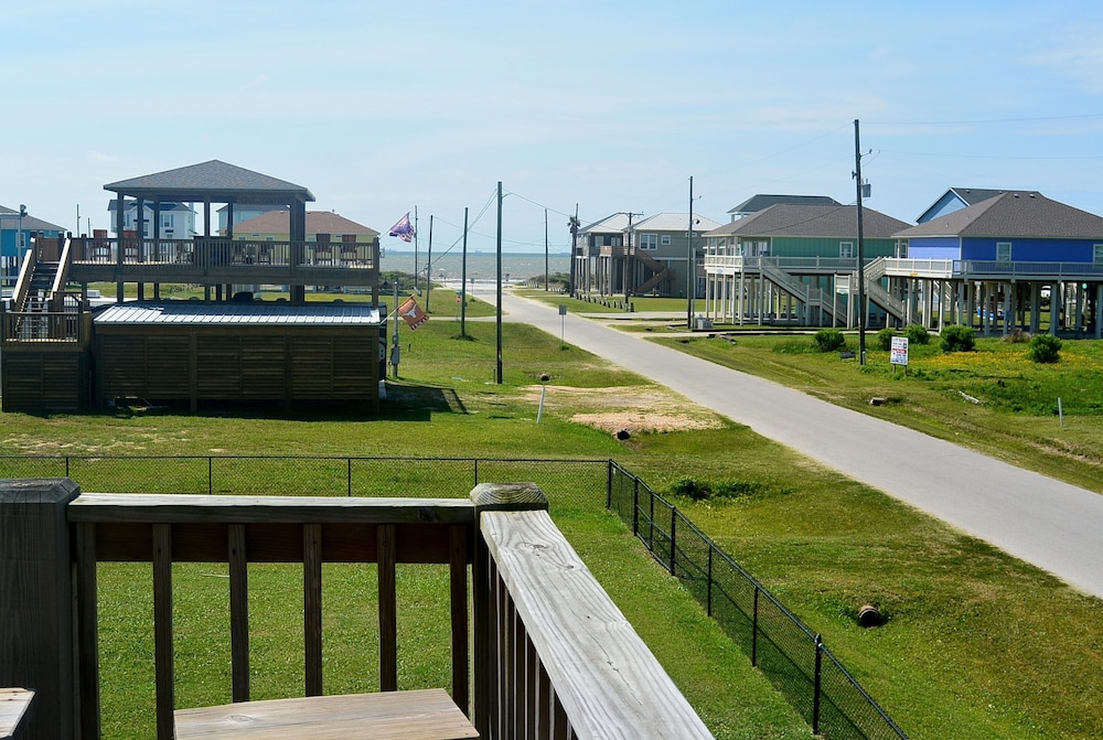 Isle Be Back 2 Bedroom Home